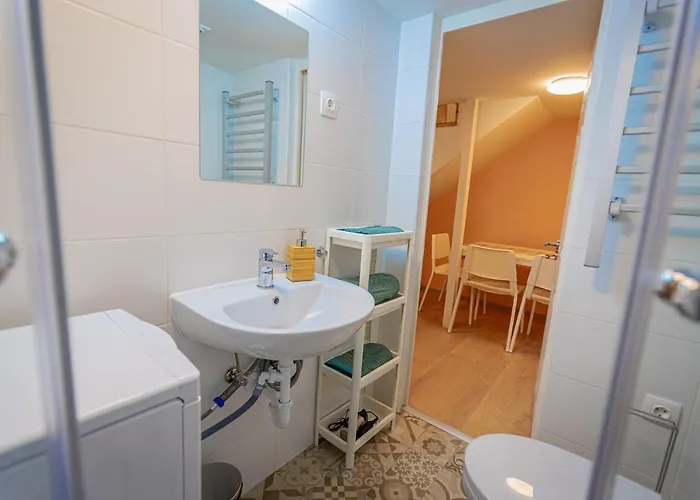 Apartment Cosy Downtown Flat In Budapest, Lisa *